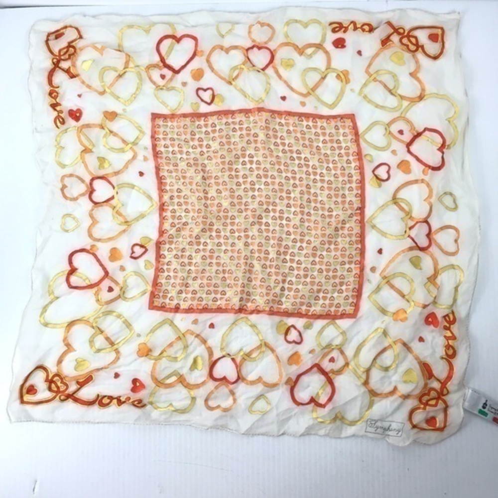 Symphony Square Heart Pattern Scarf